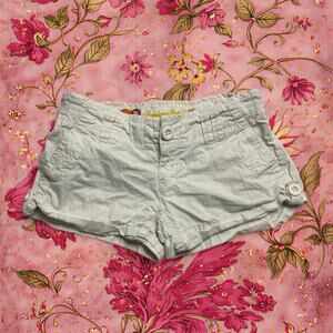 White low rise American Eagle Vintage Early 2000s cargo shorts button size 2